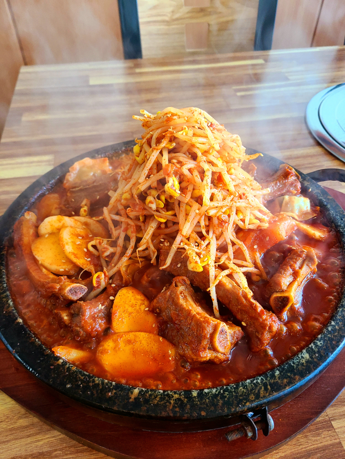 홍홍식당