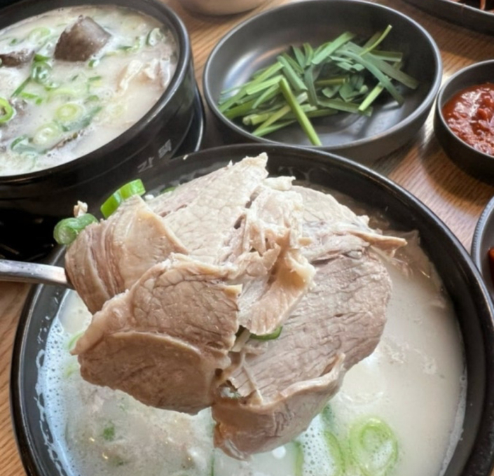 주백순대국 보쌈