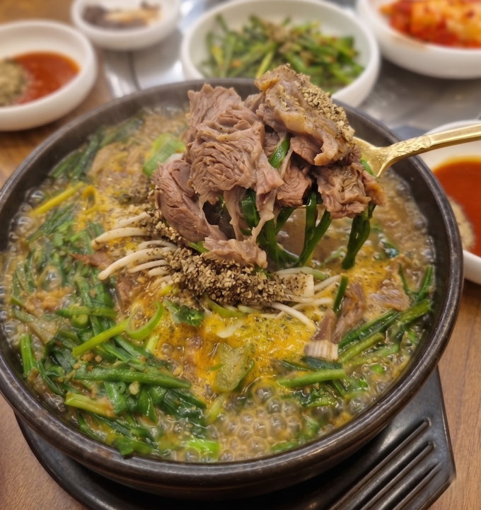 초월흑염소명가 광명점