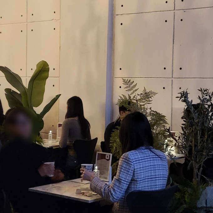 로테이션 소개팅, 밋업라운지 참석 방문권 (동반 최대 2인까지 가능) — [서울/서대문구]로테이션 소개팅, 밋업라운지 참석 방문권 (동반 최대 2인까지 가능)